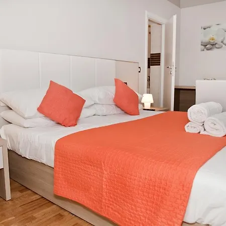 Spanish Steps House Vittoria Rome Room photo