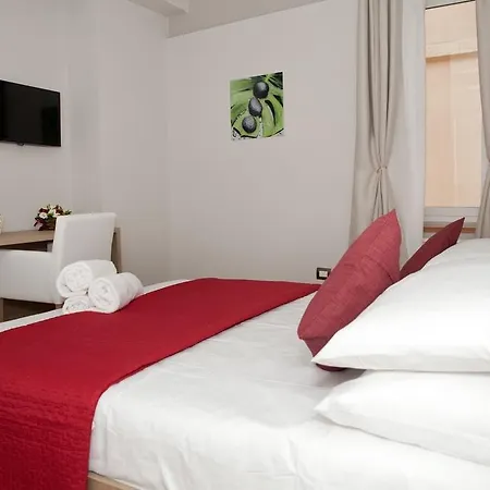 Spanish Steps House Vittoria Rome Room photo