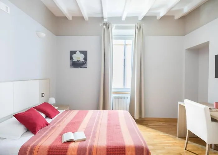 Spanish Steps House Vittoria
